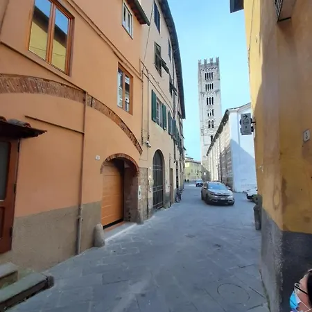 Il Vicolo ルッカ